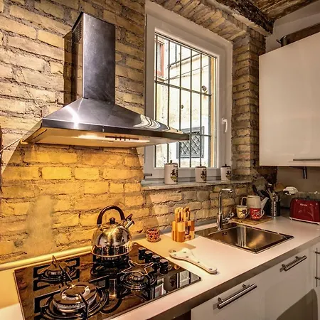 Apartment Farnese House In Rome