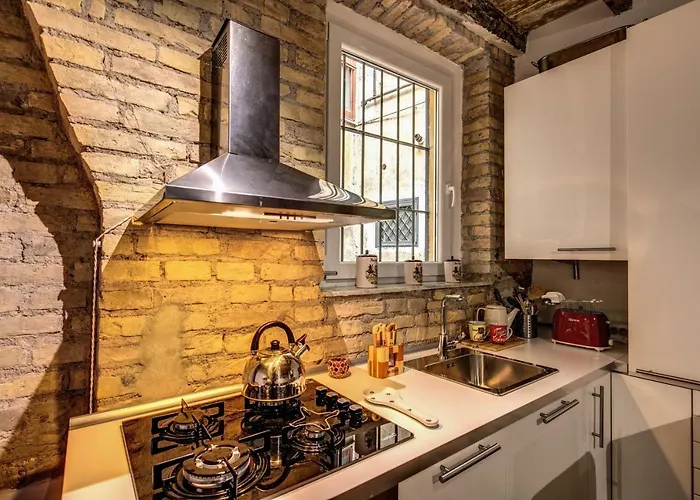 Apartment Farnese House In Rome