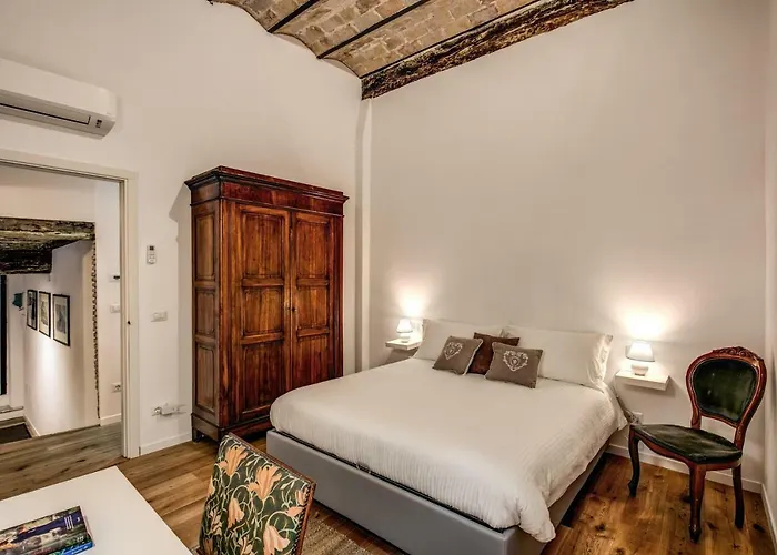 Apartment Farnese House In Rome