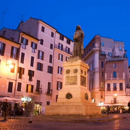 Farnese House In Апартаменты